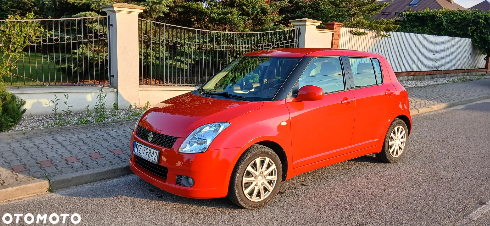 Suzuki Swift - 4