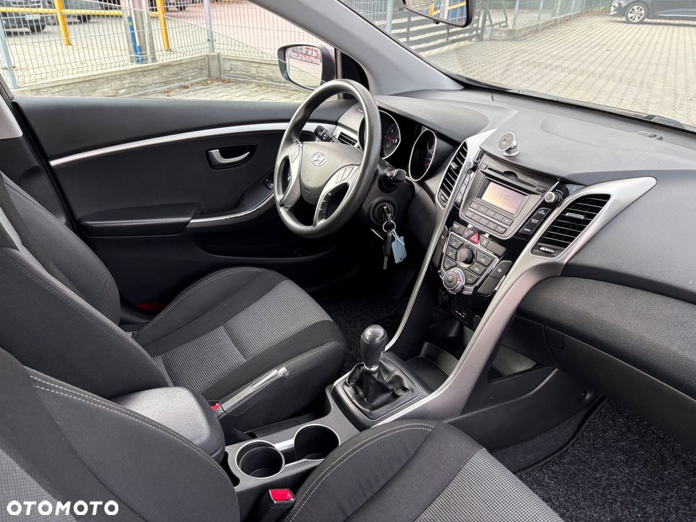 Hyundai i30 1.4 Style - 27