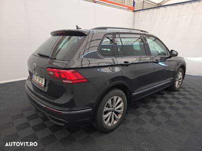 Volkswagen Tiguan - 3