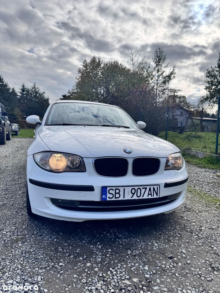 BMW Seria 1 118i - 1