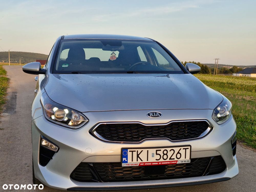 Kia Ceed 1.6 CRDi Eco-Dynamics+(48V Mild-Hybr.) DCT7 Vision - 8