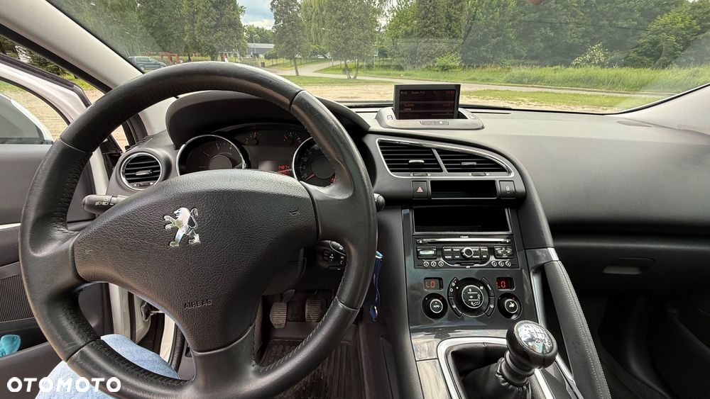 Peugeot 3008 1.6 Active - 11