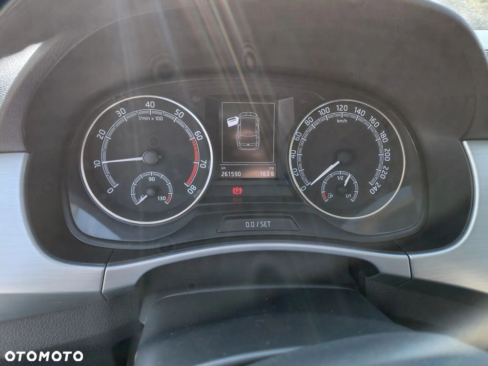 Skoda Fabia 1.0 TSI Ambition - 11