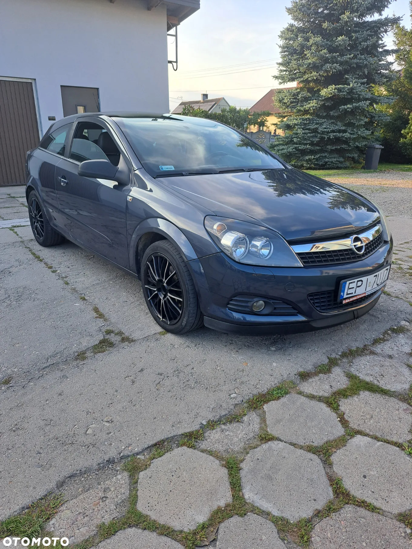 Opel Astra III GTC 1.8 Sport - 2