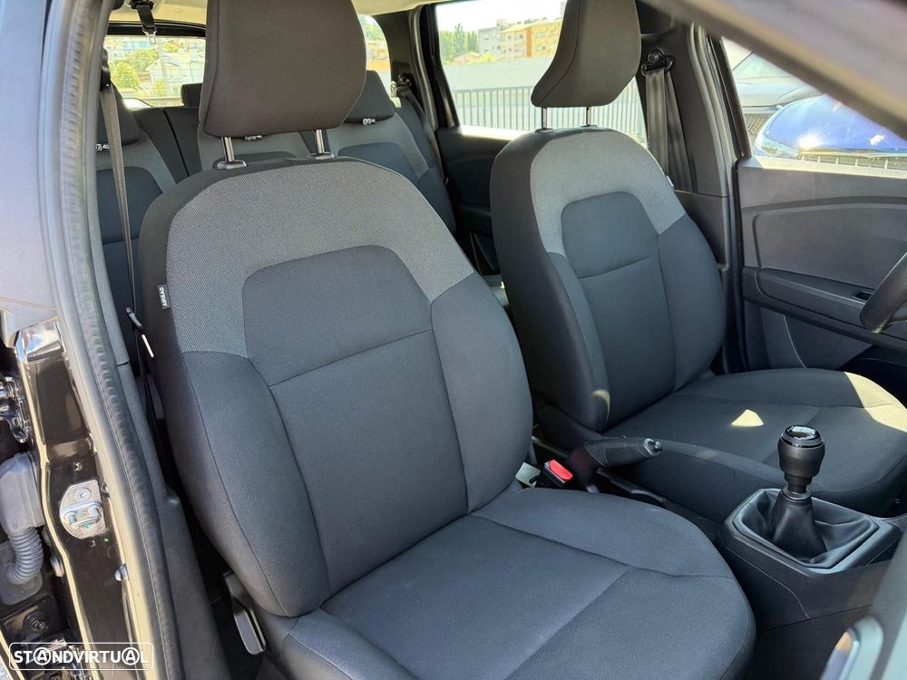 Dacia Jogger 1.0 TCe Comfort 7L - 18