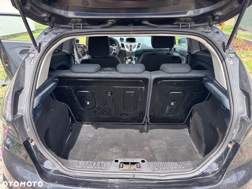 Ford Fiesta 1.6 Sport - 21