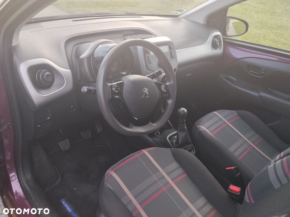 Peugeot 108 - 12