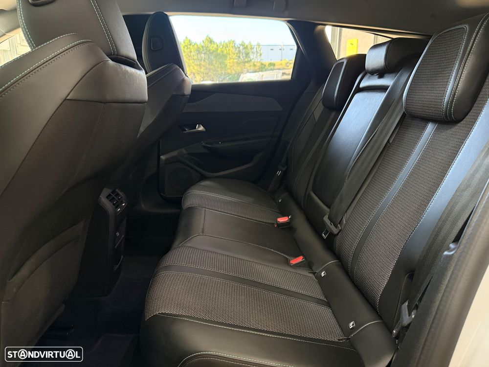 Peugeot 308 SW 1.6 Hybrid Allure e-EAT8 - 31