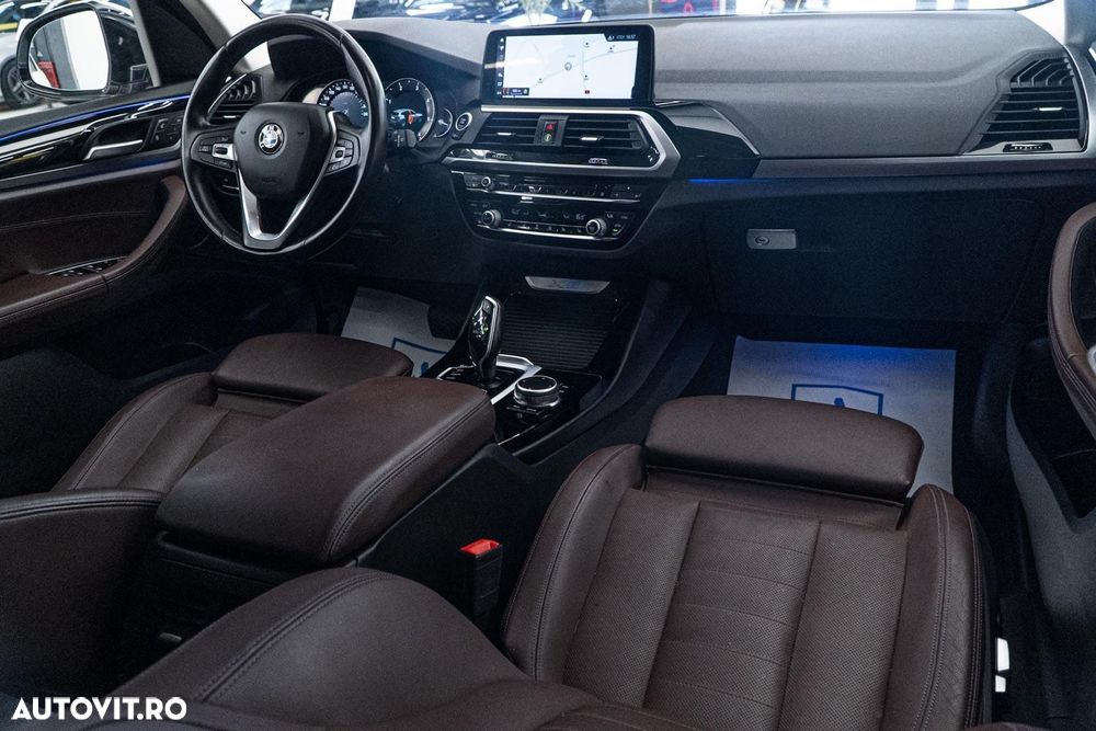 BMW X3 xDrive20d Aut. Luxury Line - 3