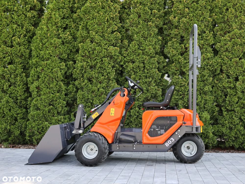 Inny NOWA miniładowarka kompaktowa kołowa TORQMATIK 803 - 9