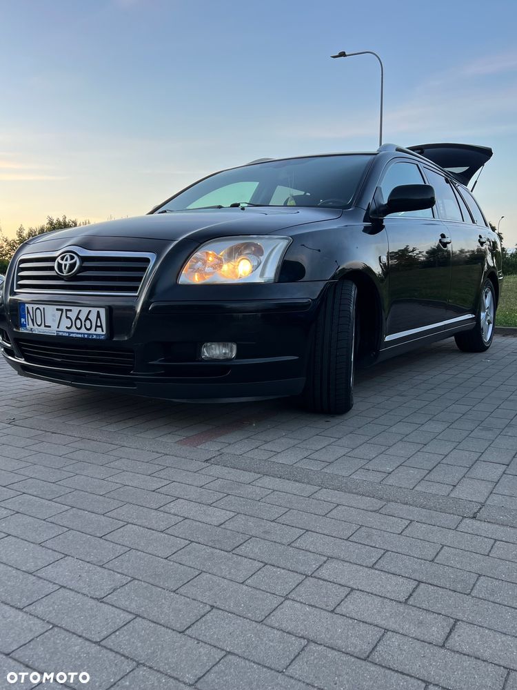 Toyota Avensis 2.0 VVT-i Automatik Executive - 25