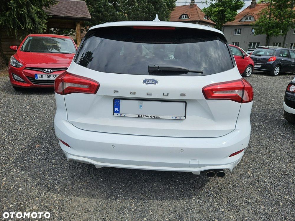 Ford Focus 1.5 EcoBlue Start-Stopp-System ST-LINE DESIGN - 6