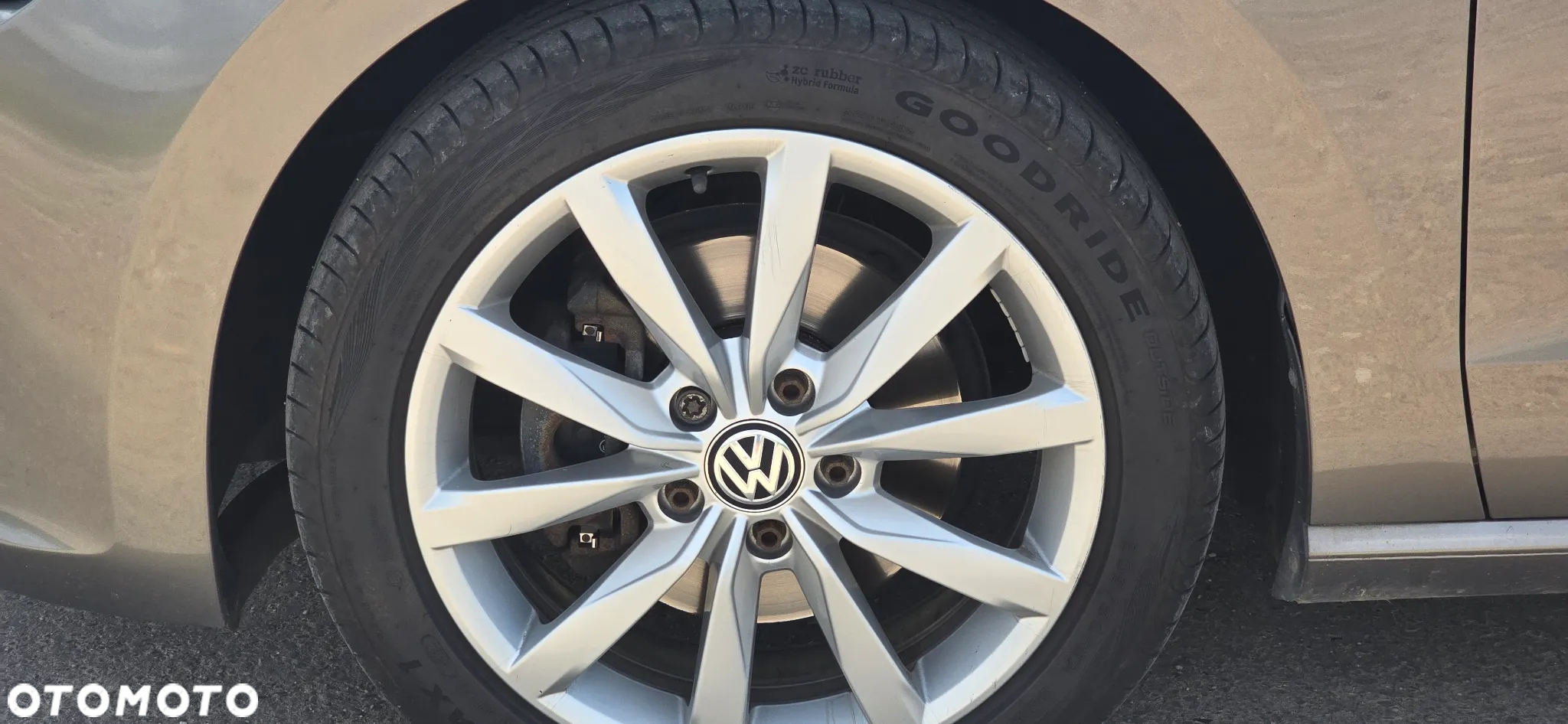 Volkswagen Golf VII 1.4 TSI BMT Highline DSG - 38