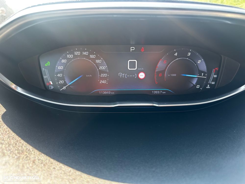 Peugeot 5008 BlueHDI 130 EAT8 GT - 12