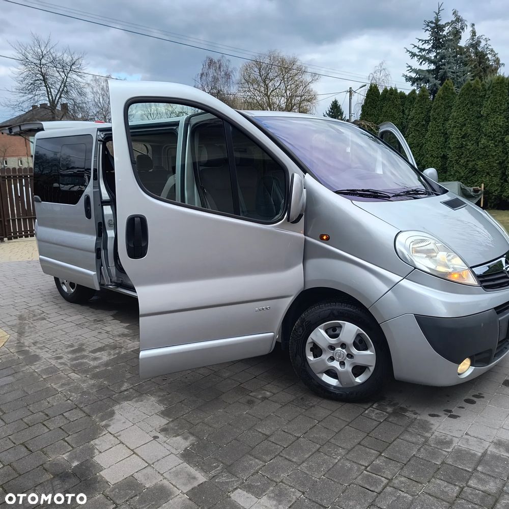 Opel Vivaro - 3