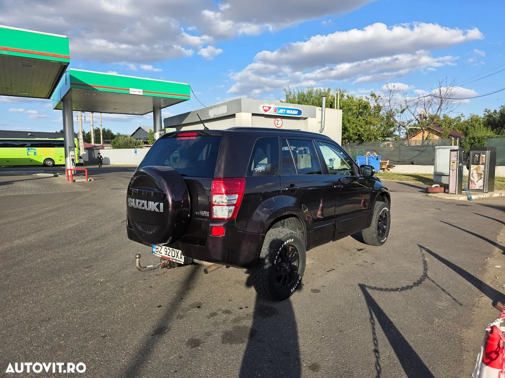 Suzuki Grand Vitara - 2