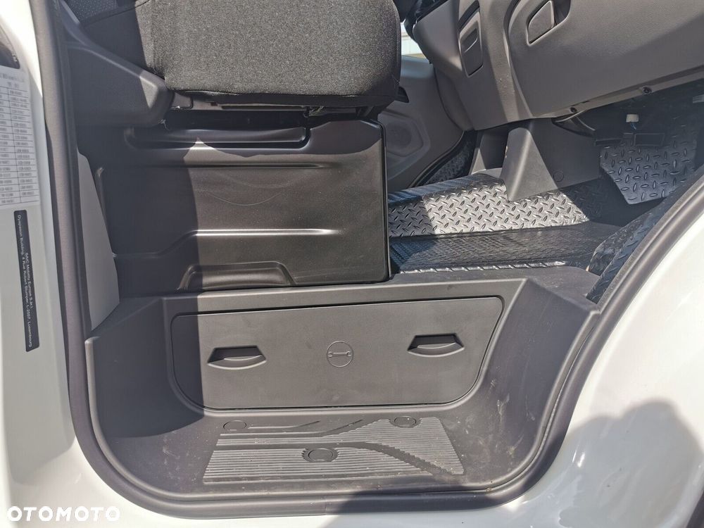 Maxus deliver-9 L3H2 - 34