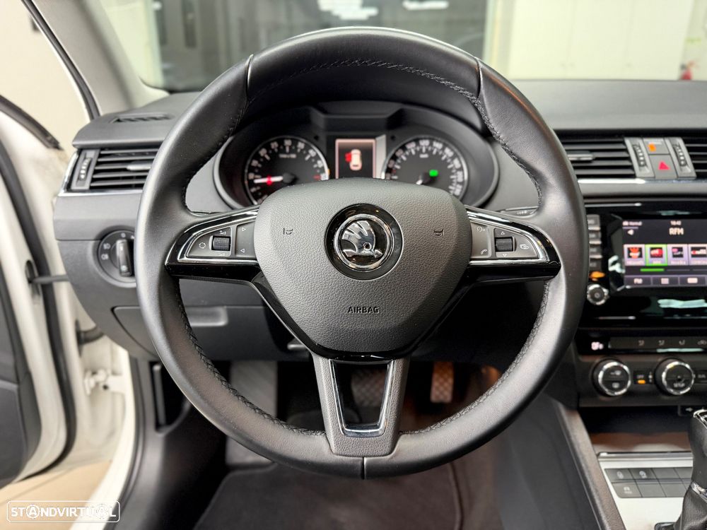 Skoda Octavia Break 1.6 TDi Sportline Pack DSG - 17