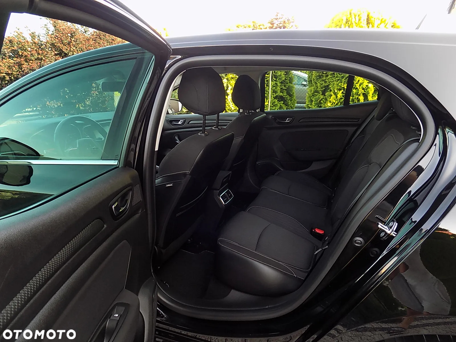 Renault Megane ENERGY TCe 100 LIMITED - 33