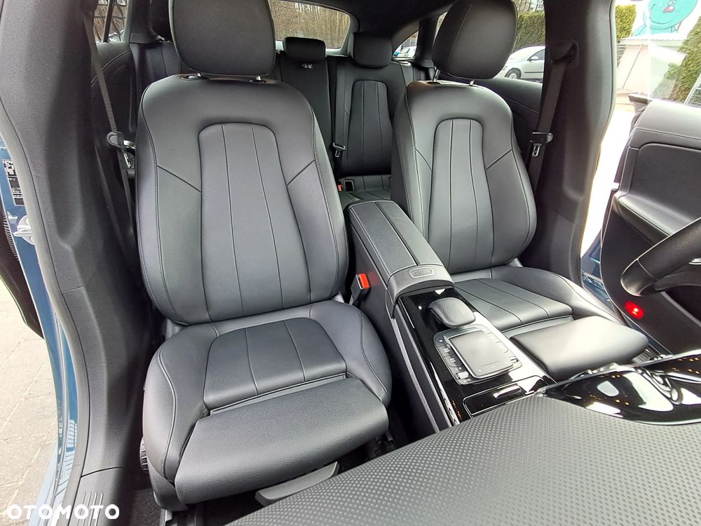 Mercedes-Benz CLA 200 d 8G-DCT Special Edition - 28