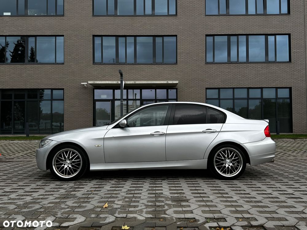 BMW Seria 3 320d - 8