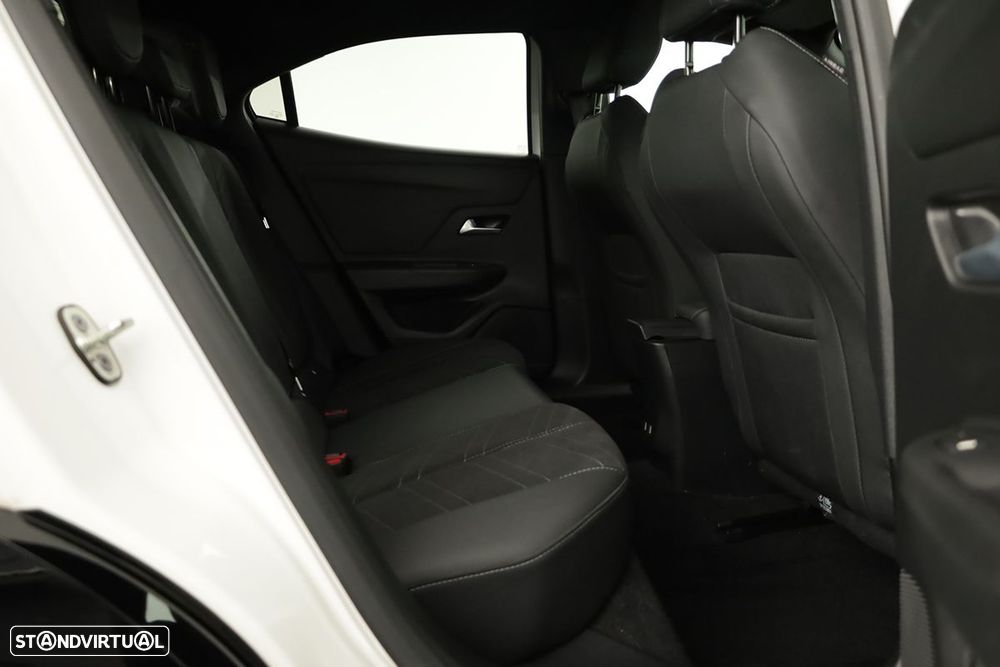Opel Mokka 1.2 T GS - 21