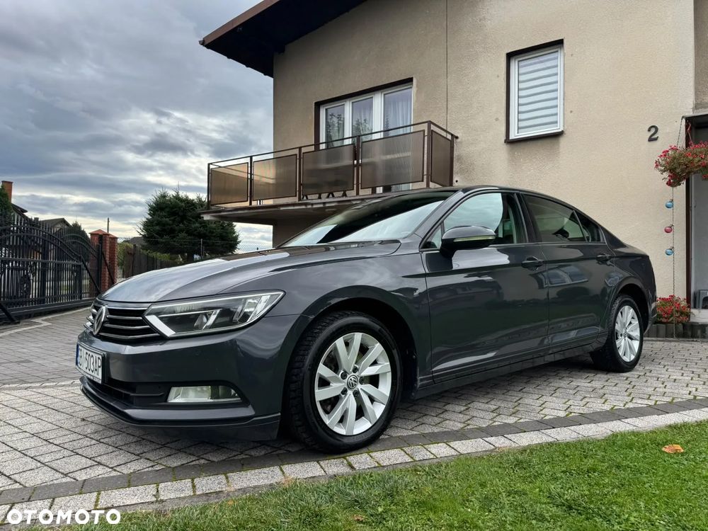 Volkswagen Passat - 5