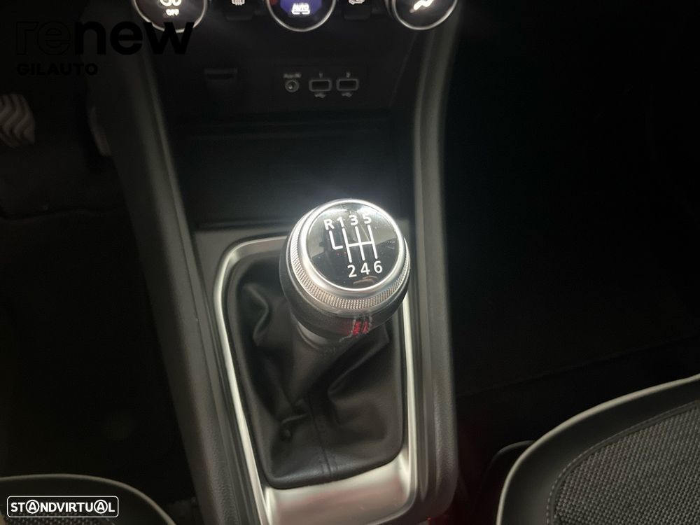 Renault Captur 1.0 TCe Intens - 17