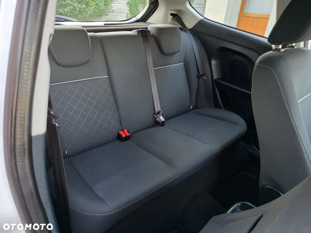 Ford Fiesta 1.25 Champions Edition - 11
