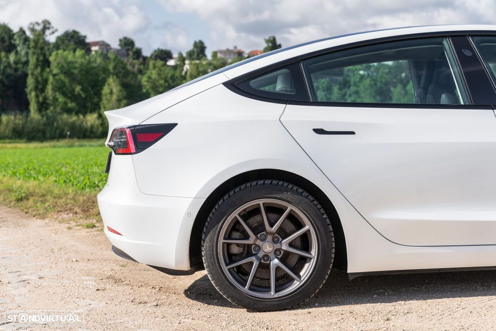 Tesla Model 3 Standard Range Plus RWD - 14