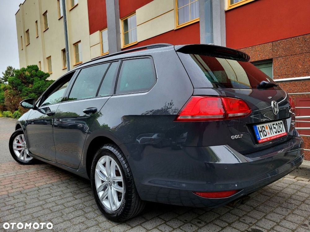 Volkswagen Golf - 4