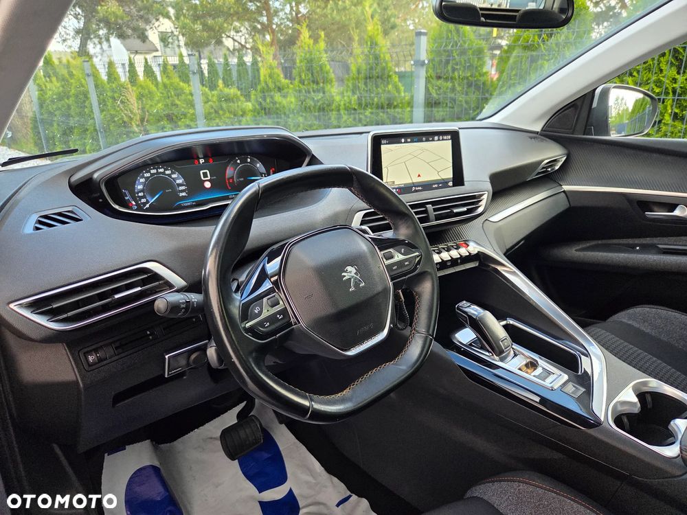 Peugeot 3008 1.6 BlueHDi Allure S&S EAT6 - 21