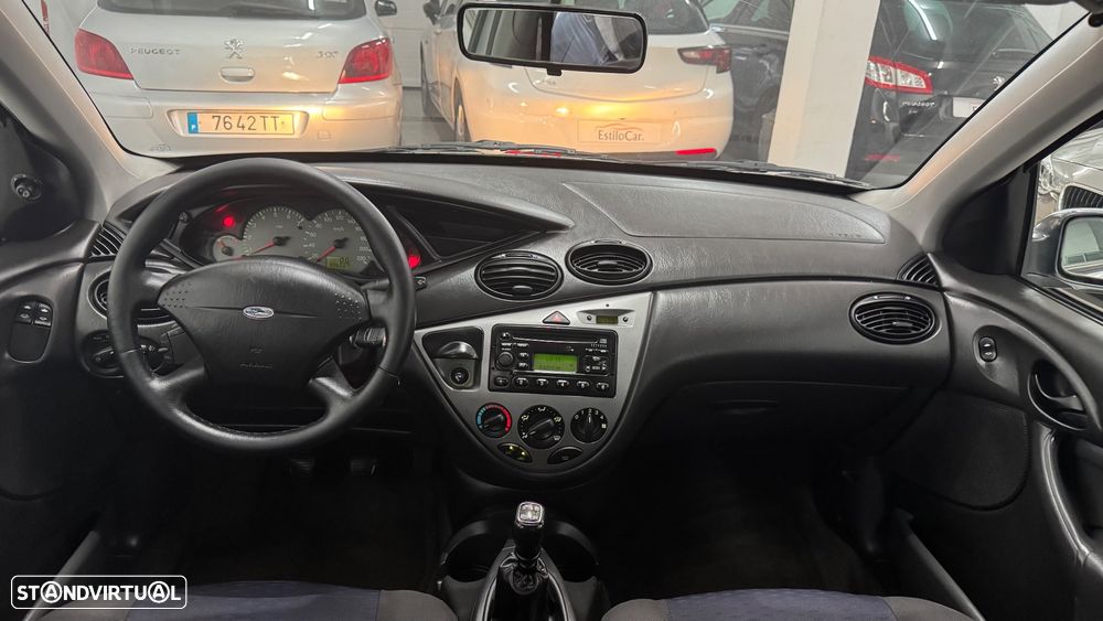 Ford Focus SW 1.8 TDdi Ghia - 19