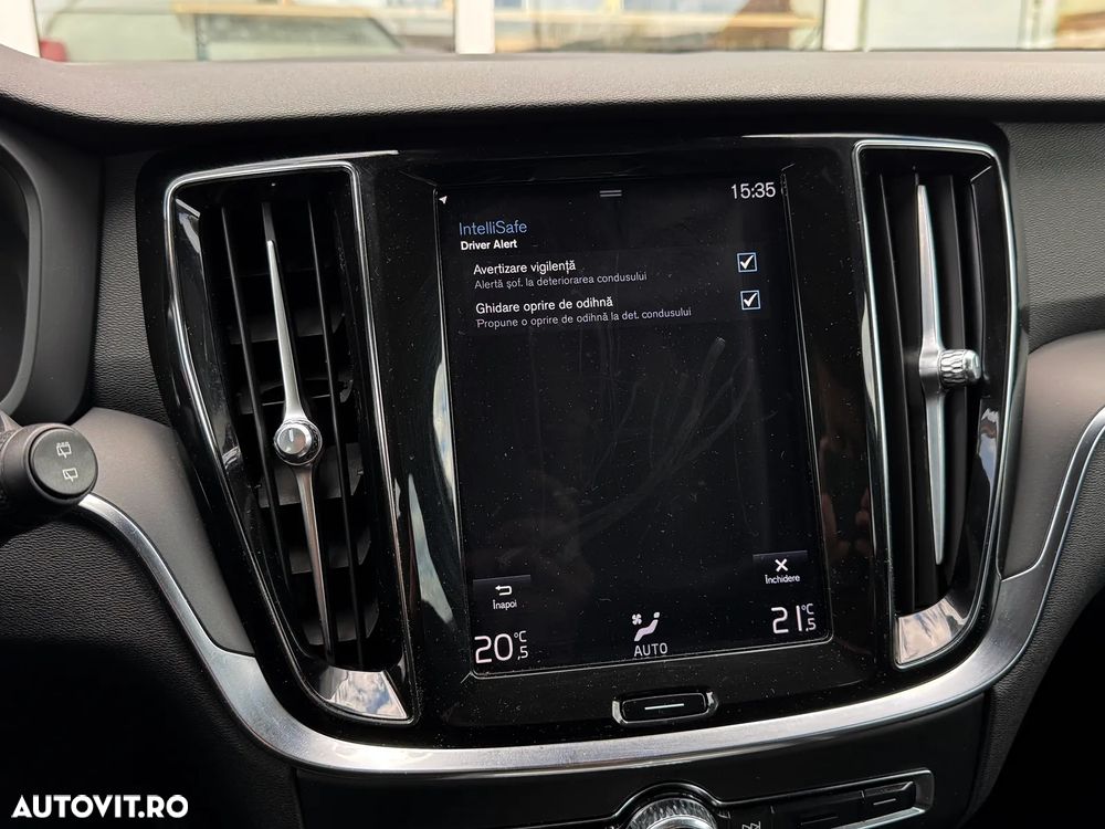 Volvo V60 D3 Geartronic Momentum - 35
