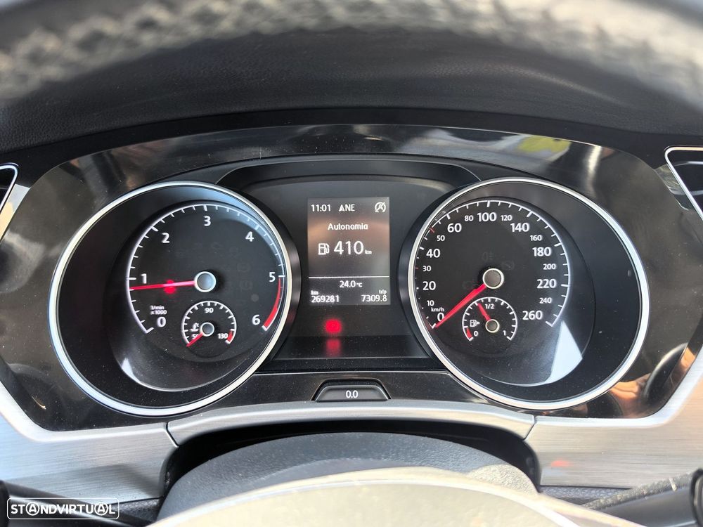 VW Touran 1.6 TDI Confortline - 18