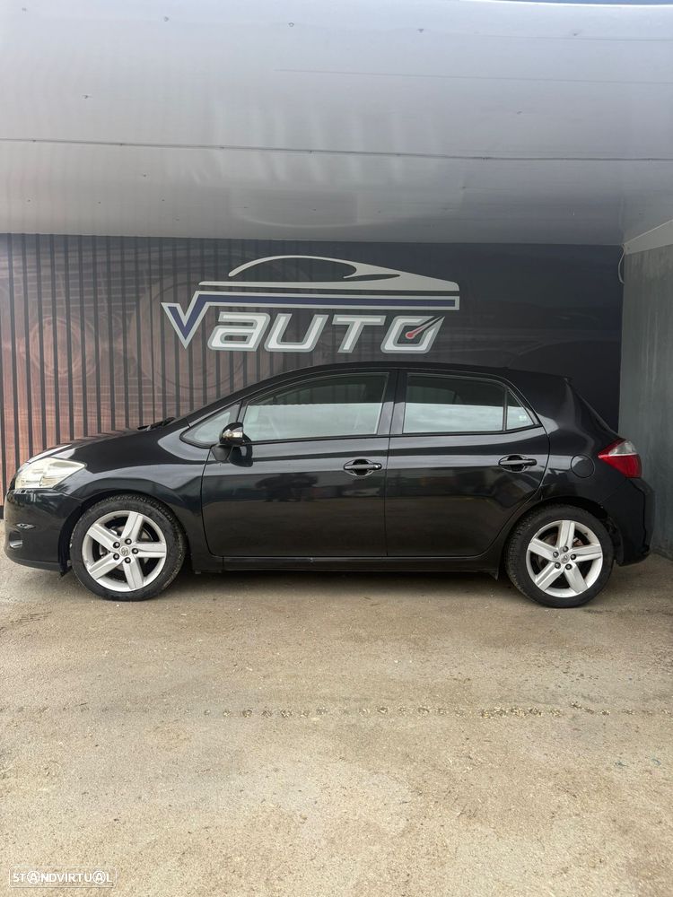 Toyota Auris - 3