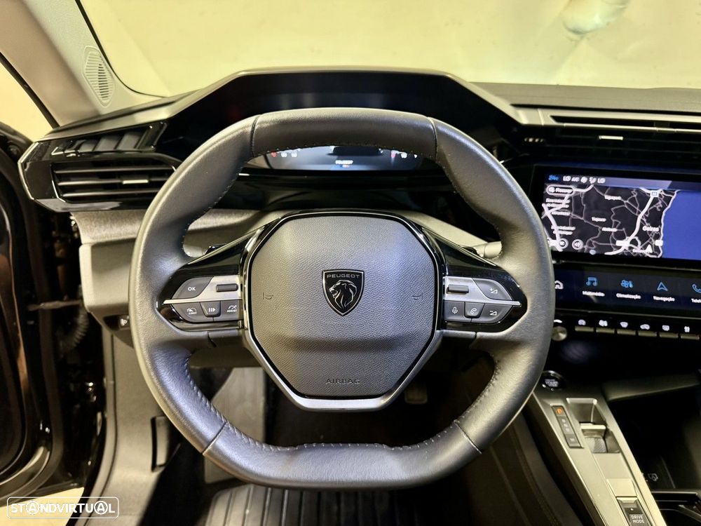 Peugeot 308 1.2 PureTech Allure Pack EAT8 — fotografia 9