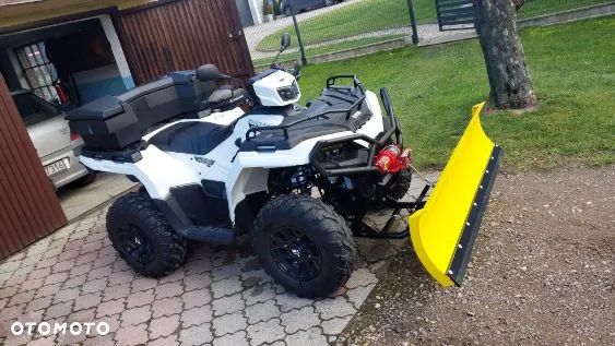Polaris Sportsman - 1