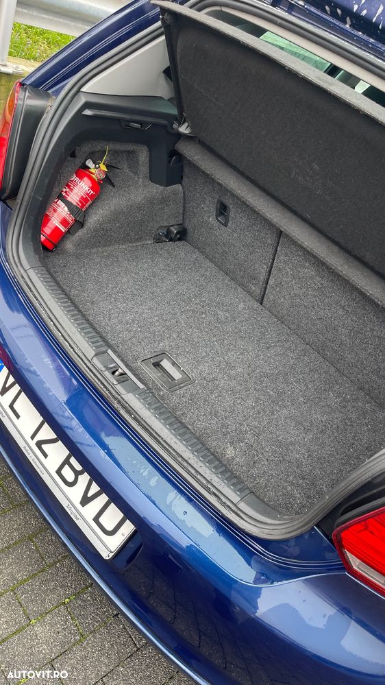 Volkswagen Polo ver-1-2-tsi-blue-motion-technology-style - 9