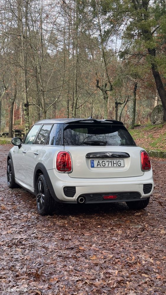 MINI 5 Portas Cooper Premium Plus JCW Auto - 8