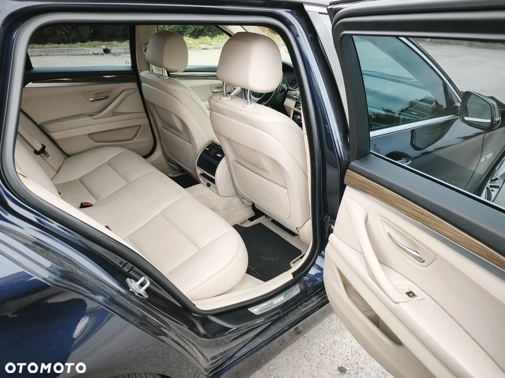 BMW Seria 5 520d Modern Line - 15