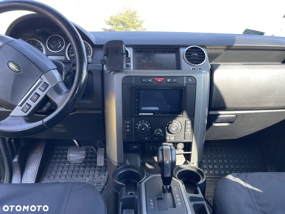 Land Rover Discovery IV 2.7D V6 HSE - 8