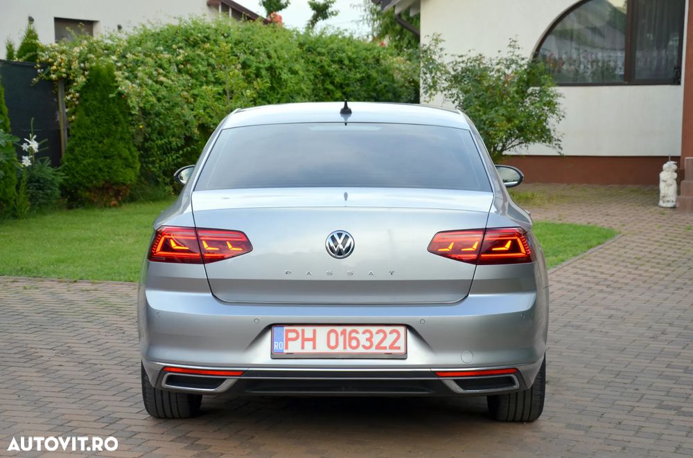 Volkswagen Passat - 9