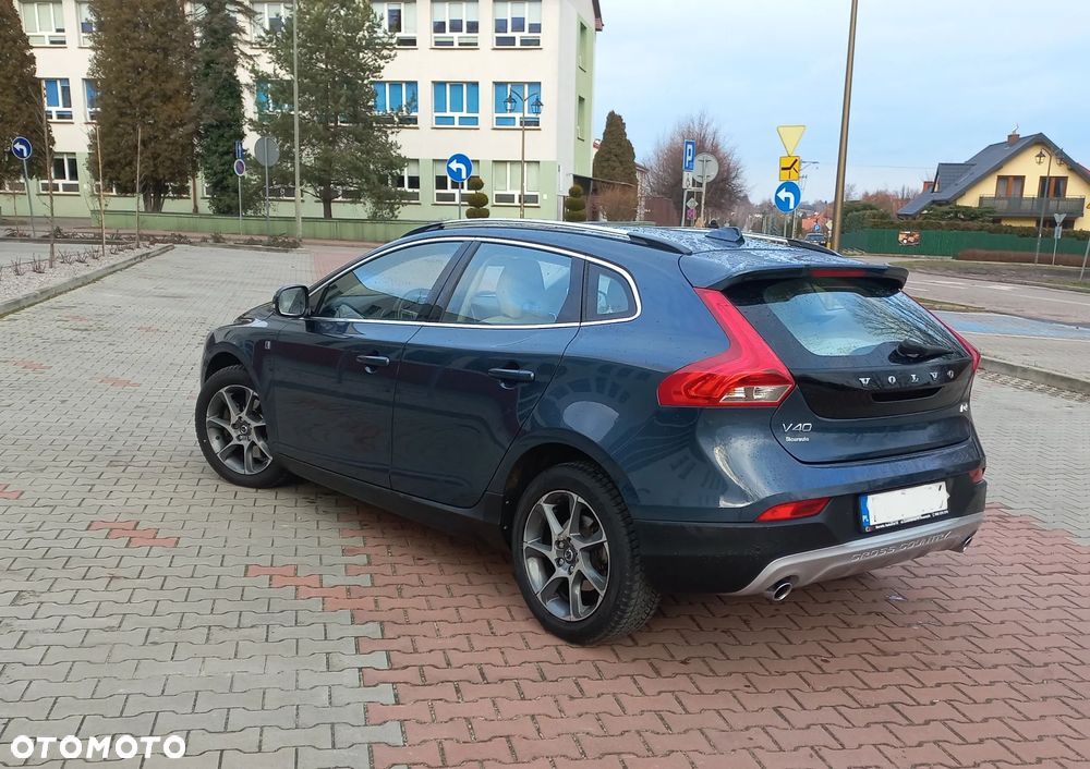 Volvo V40 Cross Country D4 Ocean Race - 4
