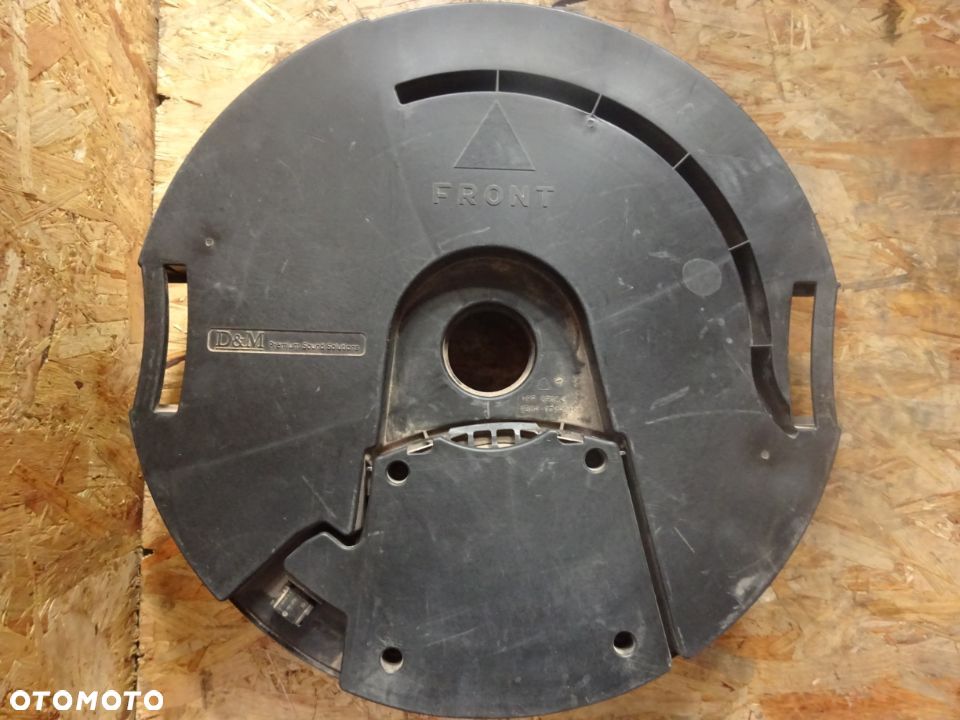 8v0035382D subwoofer audi a3 8v q2 81a czesci