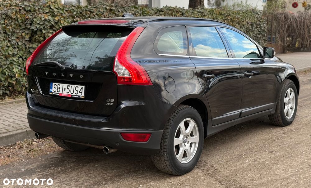Volvo XC 60 D5 AWD Kinetic - 3