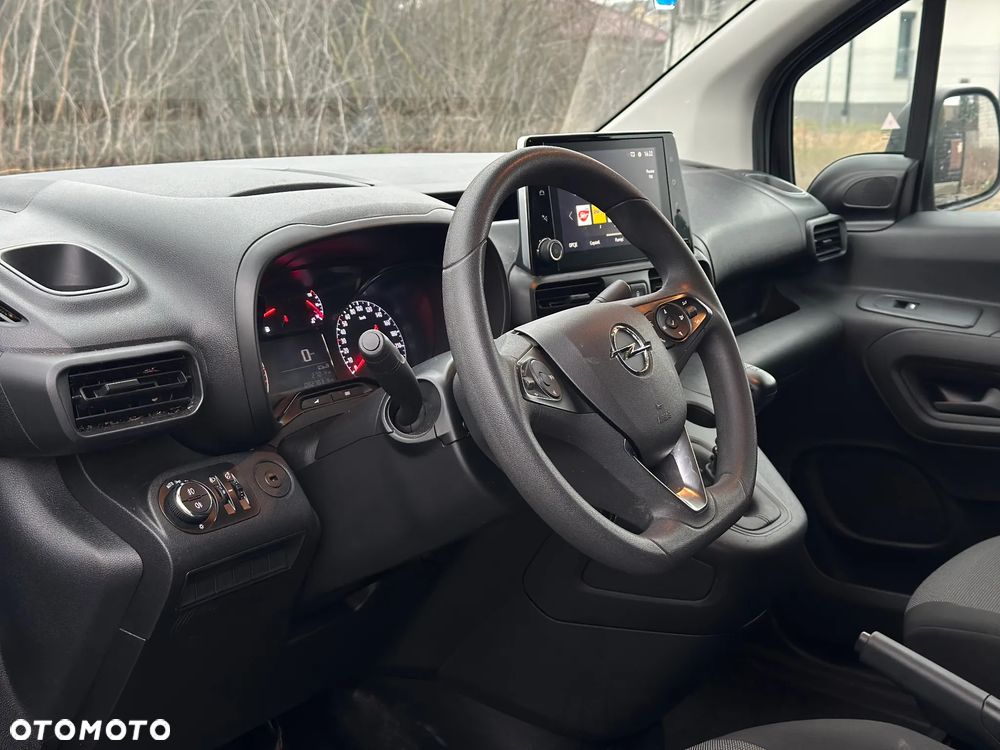 Opel COMBO - 9