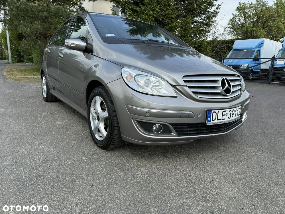 Mercedes-Benz Klasa B 150 Special Edition - 19