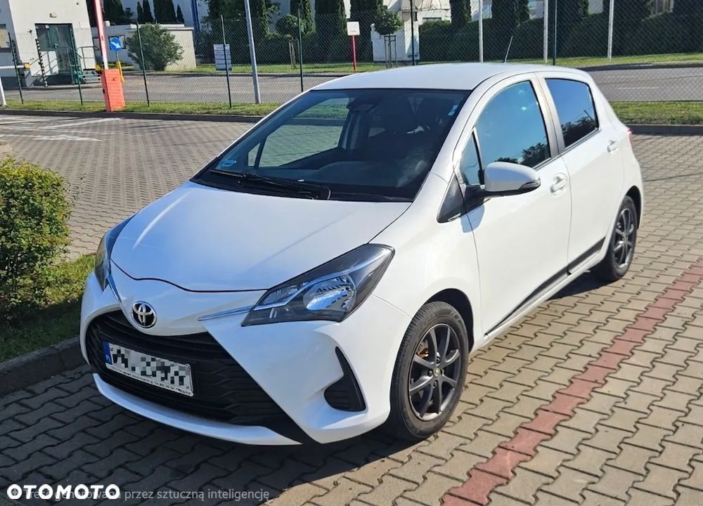 Toyota Yaris 1.5 Active - 2