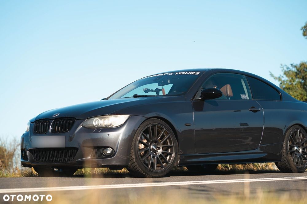 BMW Seria 3 330i xDrive - 5